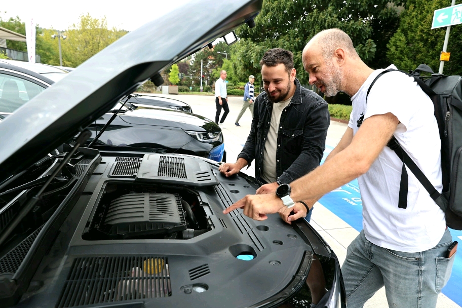 img_v3_02q6_76f3a8ce-8217-4797-98e3-225300e5bfbg